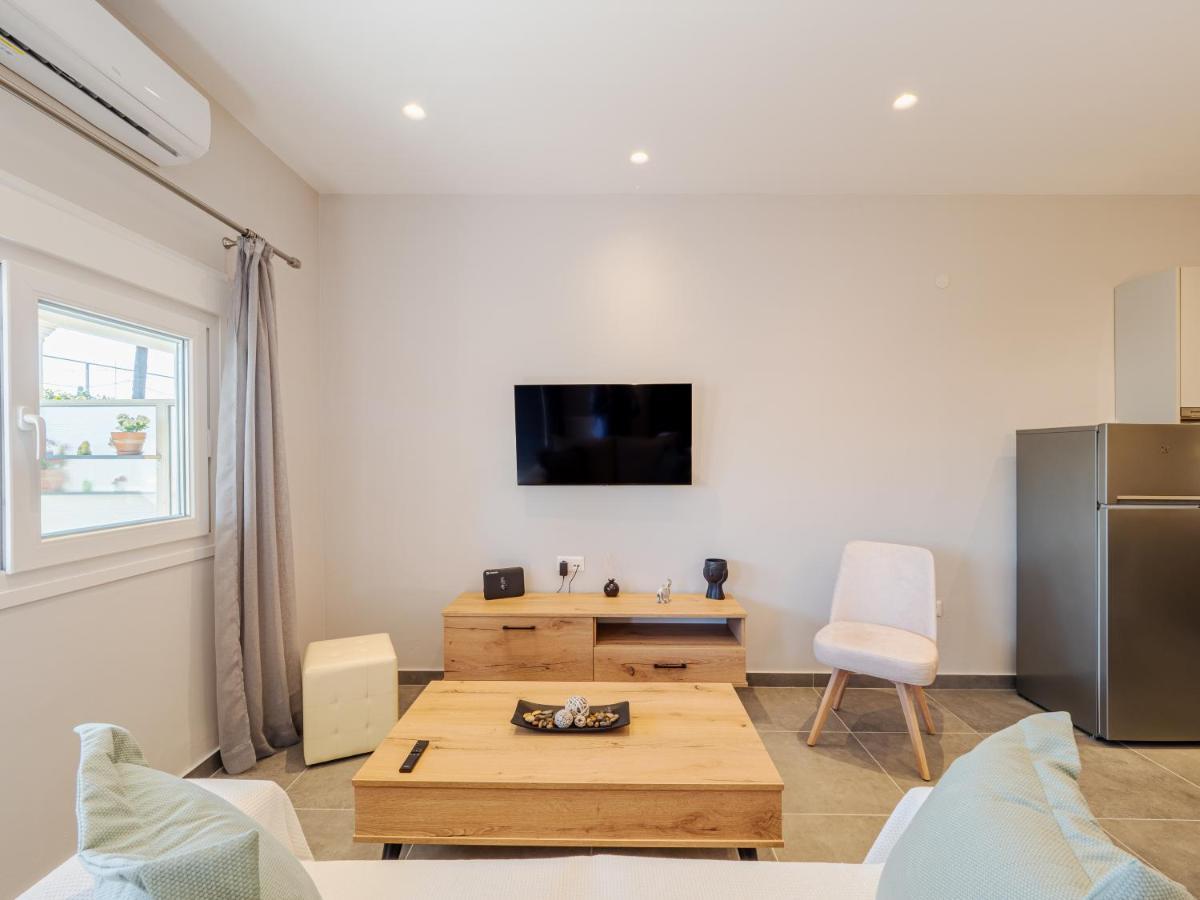 M&K - Maria'S Stylish Apartment Near Alykes Beach Corfu  Exterior foto