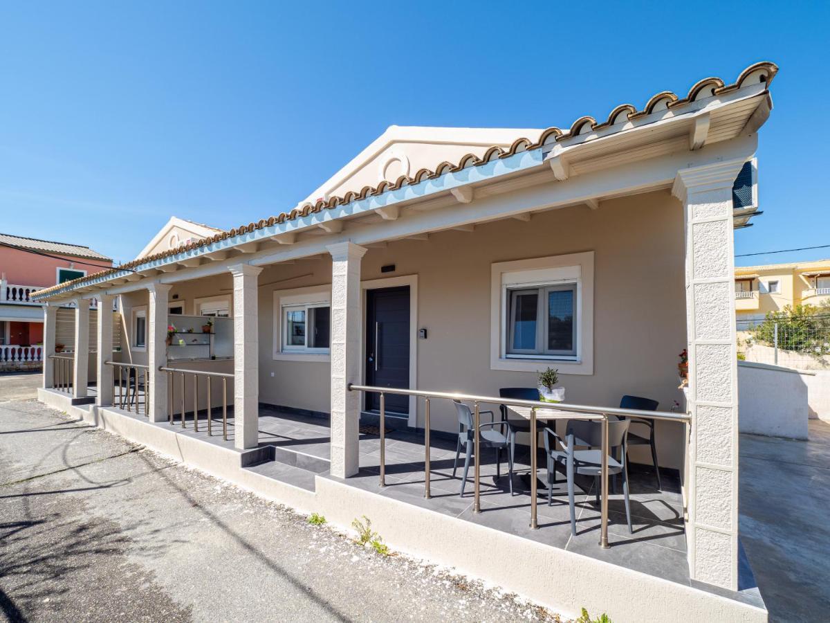 M&K - Maria'S Stylish Apartment Near Alykes Beach Corfu  Exterior foto