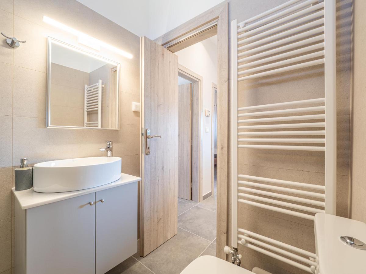M&K - Maria'S Stylish Apartment Near Alykes Beach Corfu  Exterior foto